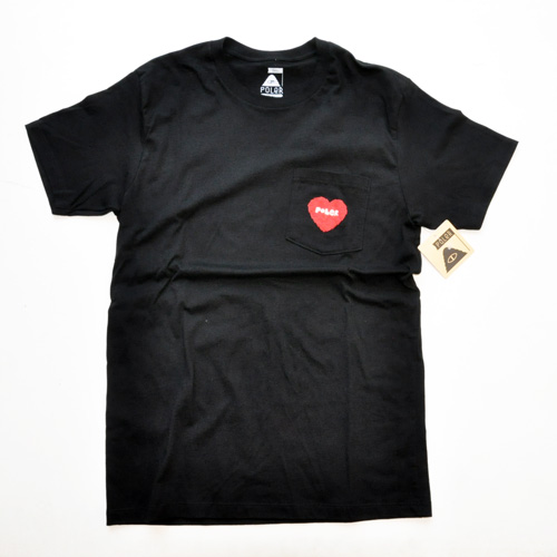 POLER / ポーラー FULLY HEART ポケットTシャツ ブラック
