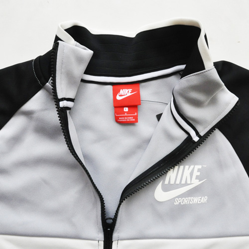 nike store track jacket sizing