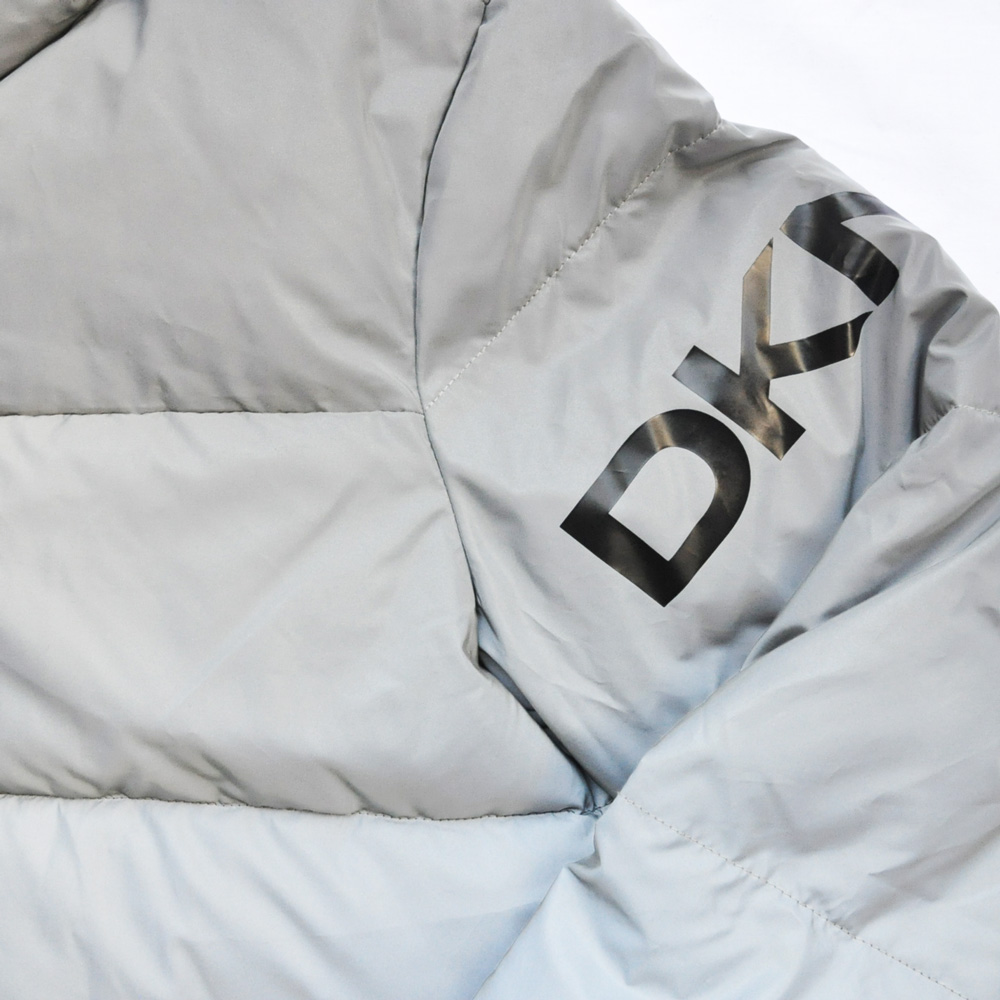 DKNY/ダナキャラン CLASSIC HOODED LOGO キルティングジャケット DKNY/ダナキャラン CLASSIC HOODED LOGO キルティングジャケット