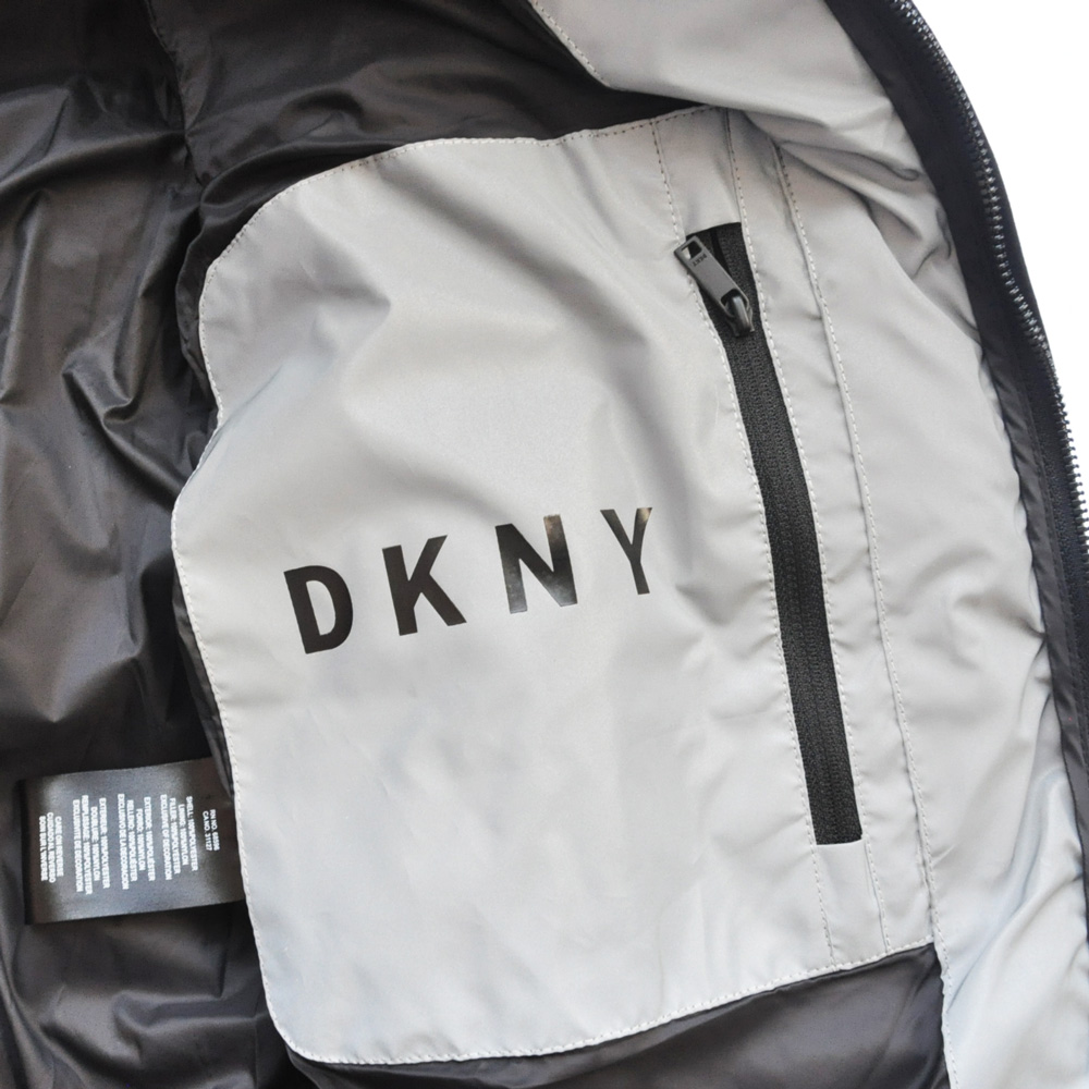 DKNY/ダナキャラン CLASSIC HOODED LOGO キルティングジャケット DKNY/ダナキャラン CLASSIC HOODED LOGO キルティングジャケット