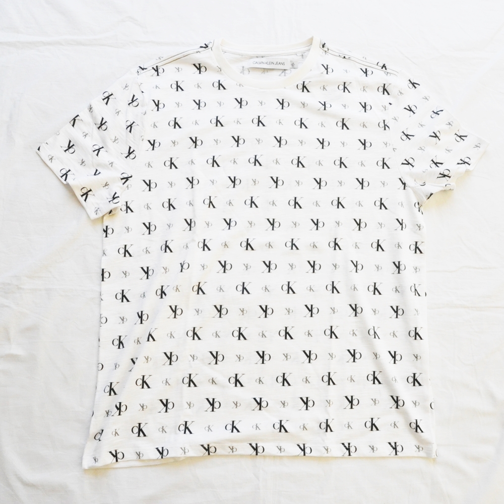 CALVIN KLEIN JEANS/カルバンクラインジーンズ CK TOTAL PATTERN T-SHIRT WHITE