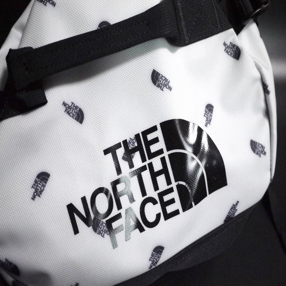 THE NORTH FACE / ザノースフェイス BASE CAMP DUFFLE XS TIN GREY TOSSED LOGO PRINT-4