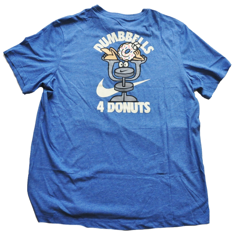 NIKE / ナイキ NIKE DUMBBELLS 4 DONUTS T-SHIRT XL | ストリートスタイルのセレクトストア | TUNNEL STORE - トンネルストア